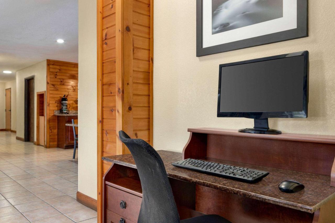 Howard Johnson By Wyndham Pigeon Forge Luaran gambar