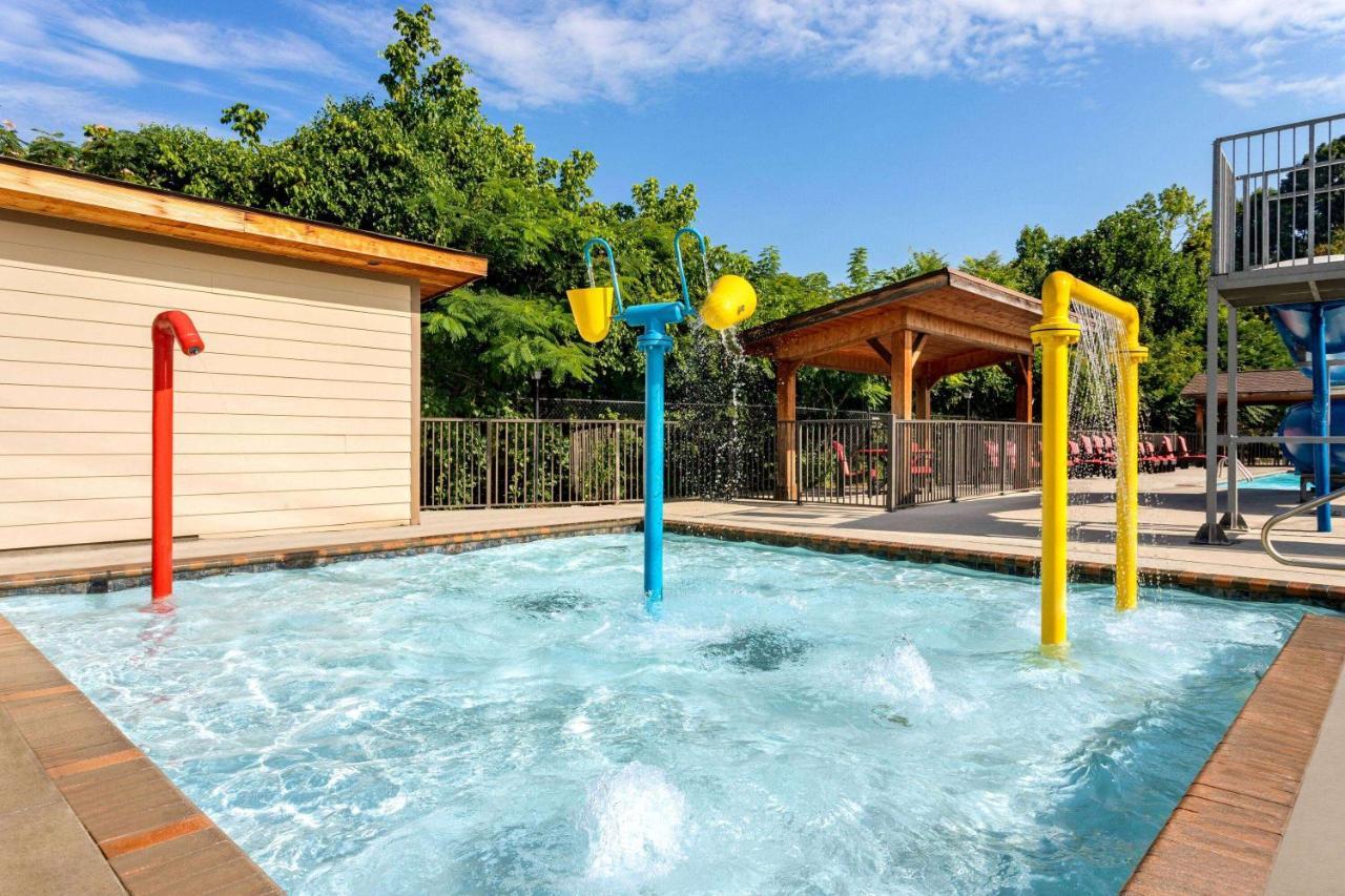 Howard Johnson By Wyndham Pigeon Forge Luaran gambar
